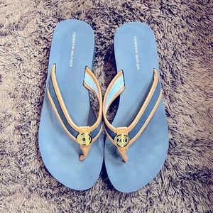 Tommy Hilfiger rarely worn sandals (flips).